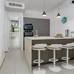 Solea, 빌라 *
