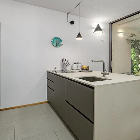Solea, Villa *
