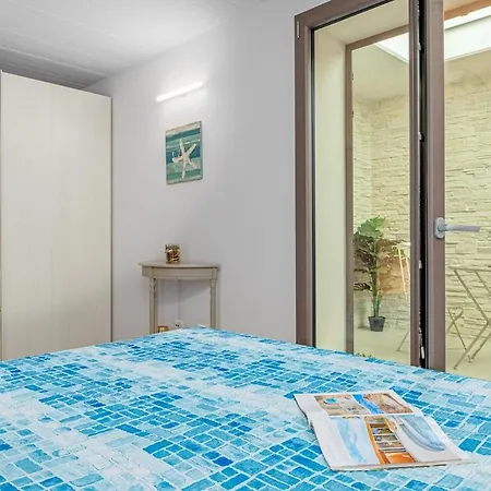 Solea, Villa *